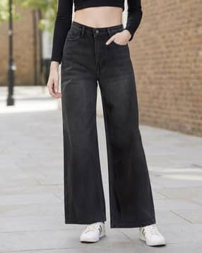 Shein Full Length Fly with Button Closure Mid Wash Jeans-picture-24